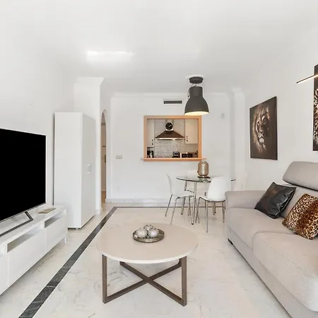 Apartment Marina Banus Iv