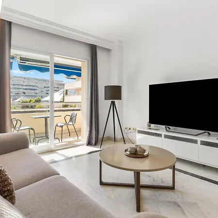 Marina Banus Iv Apartment *
